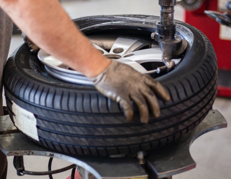 Car Tyre Installation